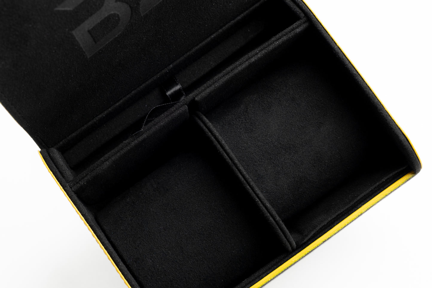 Écrin de voyage alcantara noir et jaune